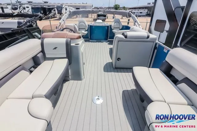 Slide: The Image of Starcraft EX 20 FD 2025 - 7