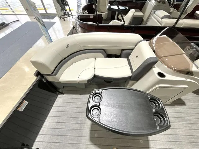 Slide: The Image of Starcraft EXS 1 Q DH 2025 - 6