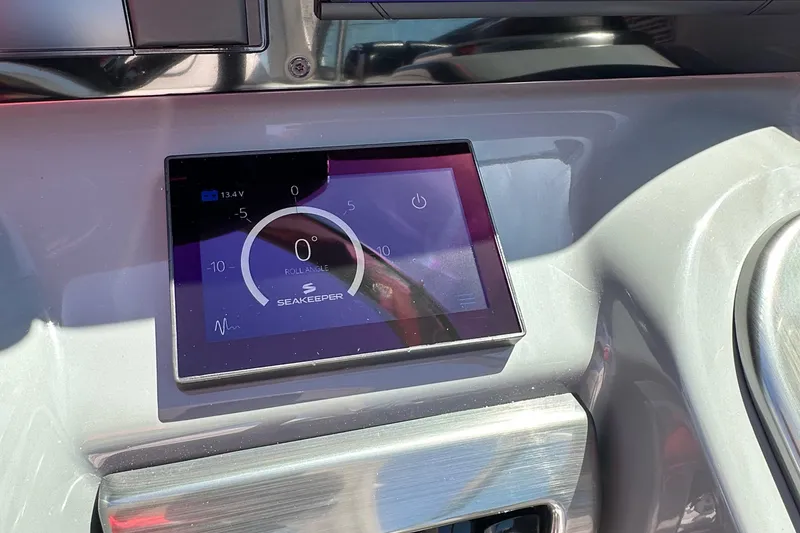 Slide: The Image of Touchscreen display on 2020 Formula 350 Crossover Bowrider OB dashboard. - 20
