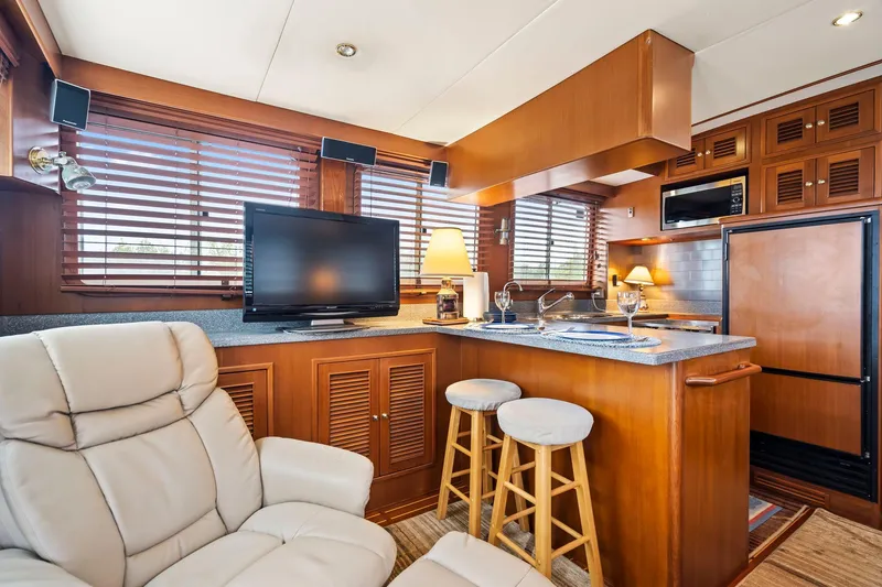 Slide: The Image of Salon - 11