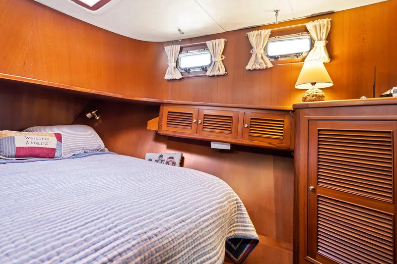Slide: The Image of Master Stateroom - 27