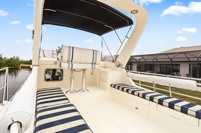 Slide: The Image of Flybridge - 32