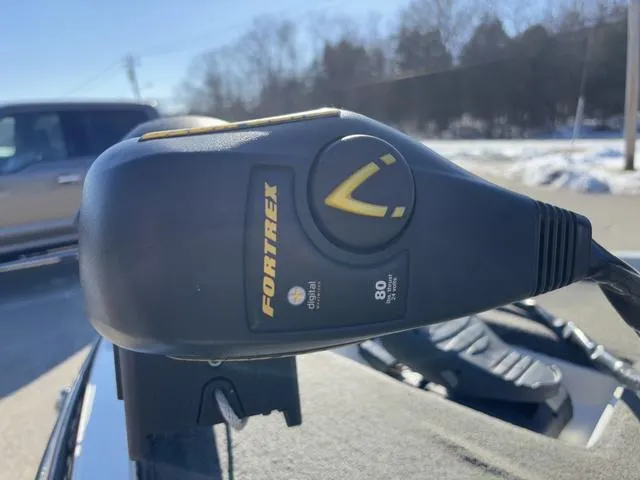 Slide: The Image of Close-up of Fortrex trolling motor on 2012 Ranger Z518 boat. - 9