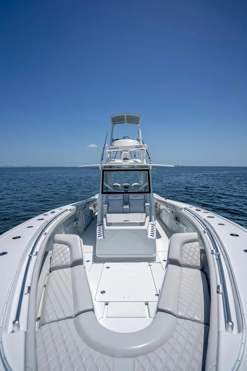 Slide: The Image of Yellowfin 42 Offshore 2023 - 54