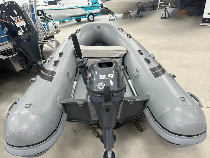 Slide: The Image of Highfield Ultralite 310 2023 - 4