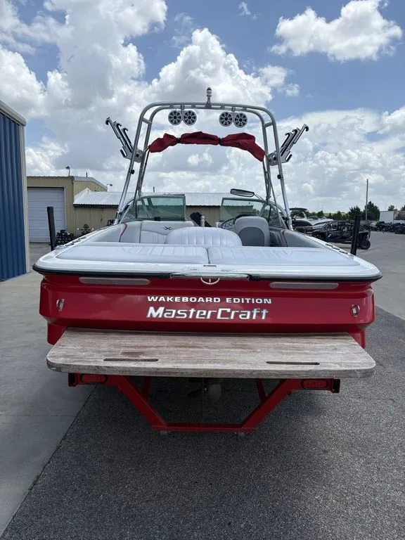 Slide: The Image of MasterCraft X9 2003 - 1