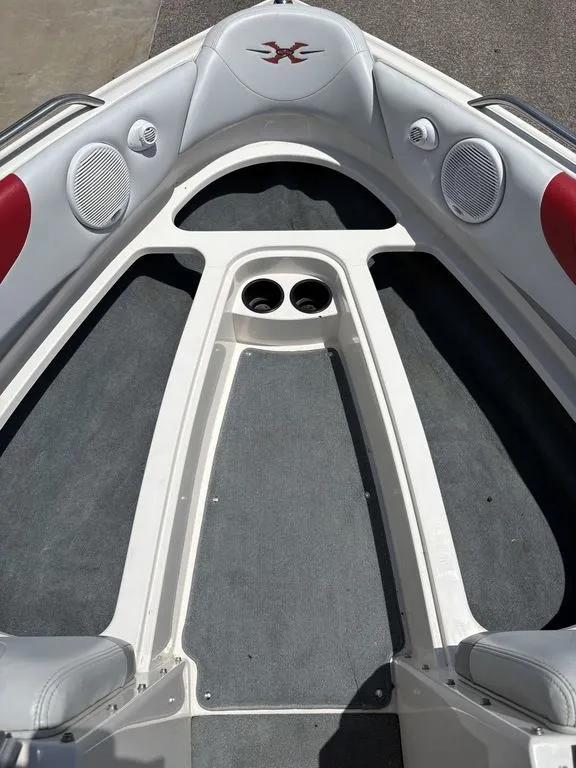 Slide: The Image of MasterCraft X9 2003 - 20