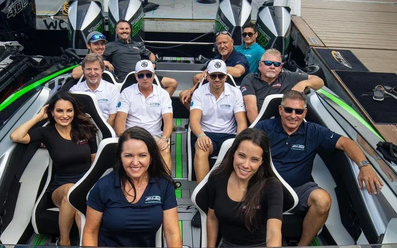 Slide: The Image of Nor-Tech 4000 Supercat 2026 - 4