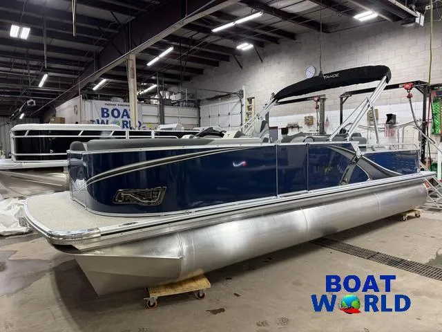 Slide: The Image of Tahoe LTZ 2385 Swingback (VRB) & Honda 4-Stroke EFI 2025 - 38