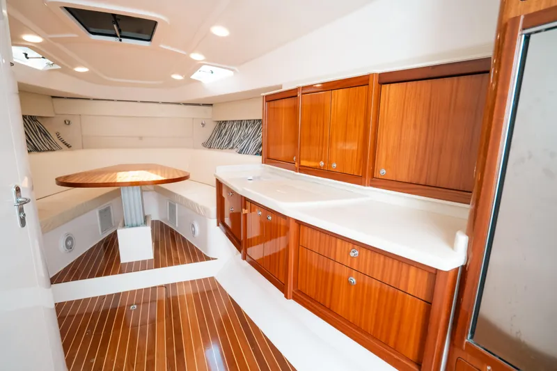 Slide: The Image of Intrepid 475 Sport Yacht 2009 - 51