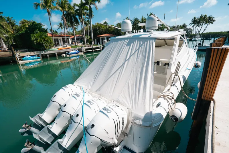 Slide: The Image of Intrepid 475 Sport Yacht 2009 - 64