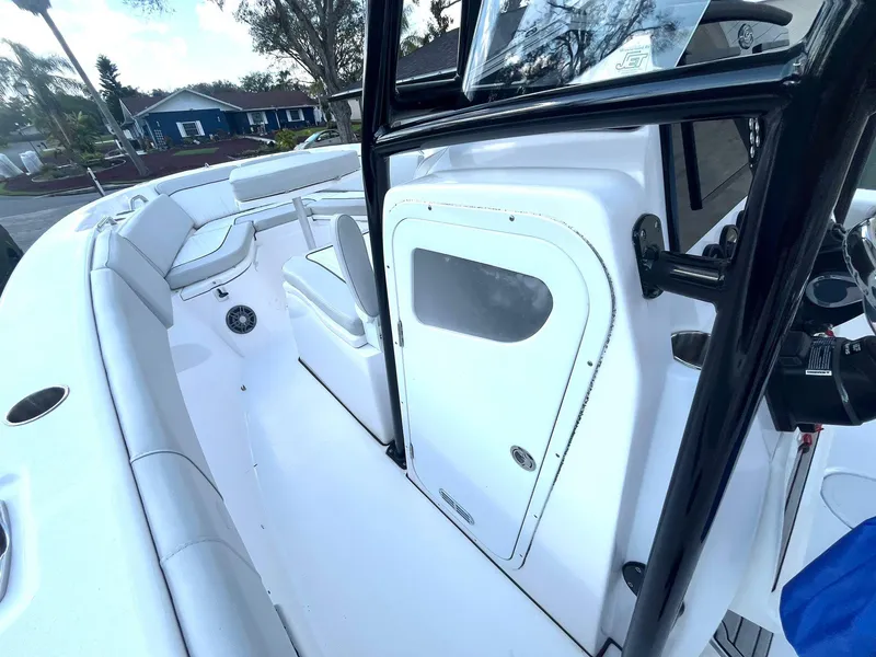 Slide: The Image of Sea Fox 268 Commander 2023 - 51