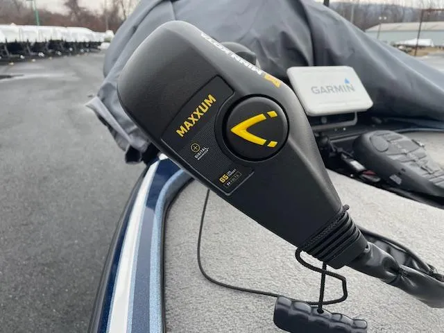 Slide: The Image of Trolling motor handle on a 2023 Nitro Z17 boat, featuring Maxxum branding and Garmin equipment. - 4
