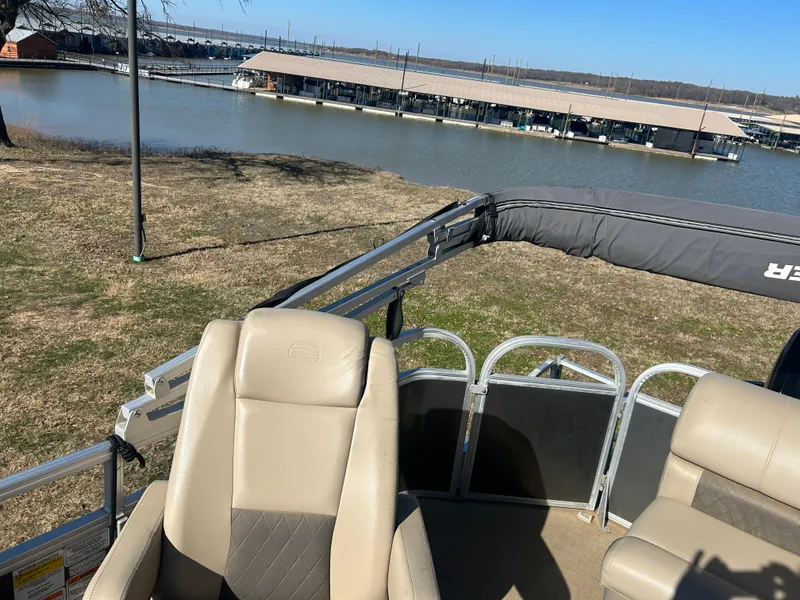 Slide: The Image of Sun Tracker Party Barge 20 DLX 2021 - 20