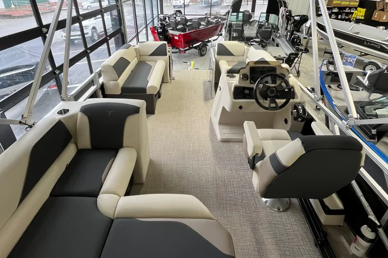 Slide: The Image of Tahoe 1780 crb 2025 - 11