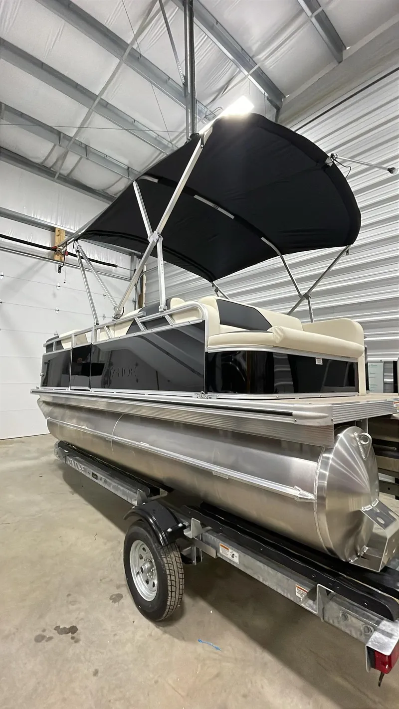 Slide: The Image of Tahoe 1780 crb 2025 - 5