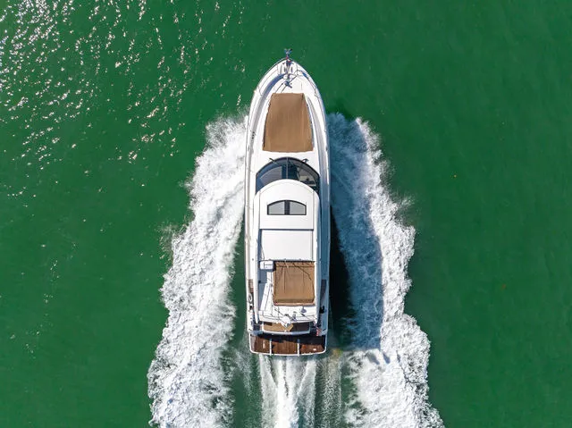 Slide: The Image of Prestige 550 2016 - 72