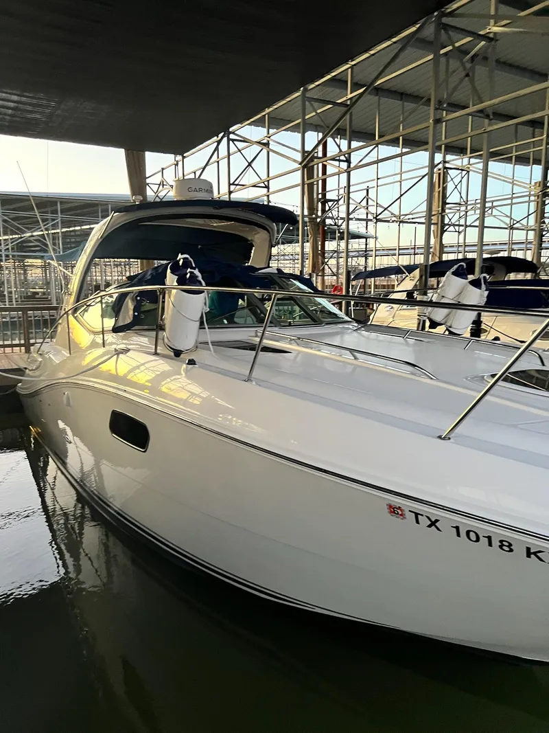 Slide: The Image of Sea Ray Sundancer 350 2011 - 61