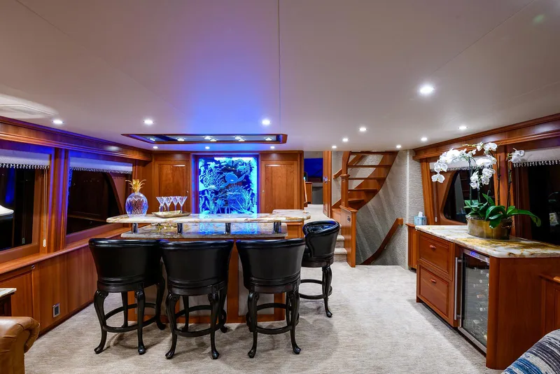 Slide: The Image of Luxurious interior of 2009 Pacific Mariner 85 yacht with elegant bar and seating area. - 25
