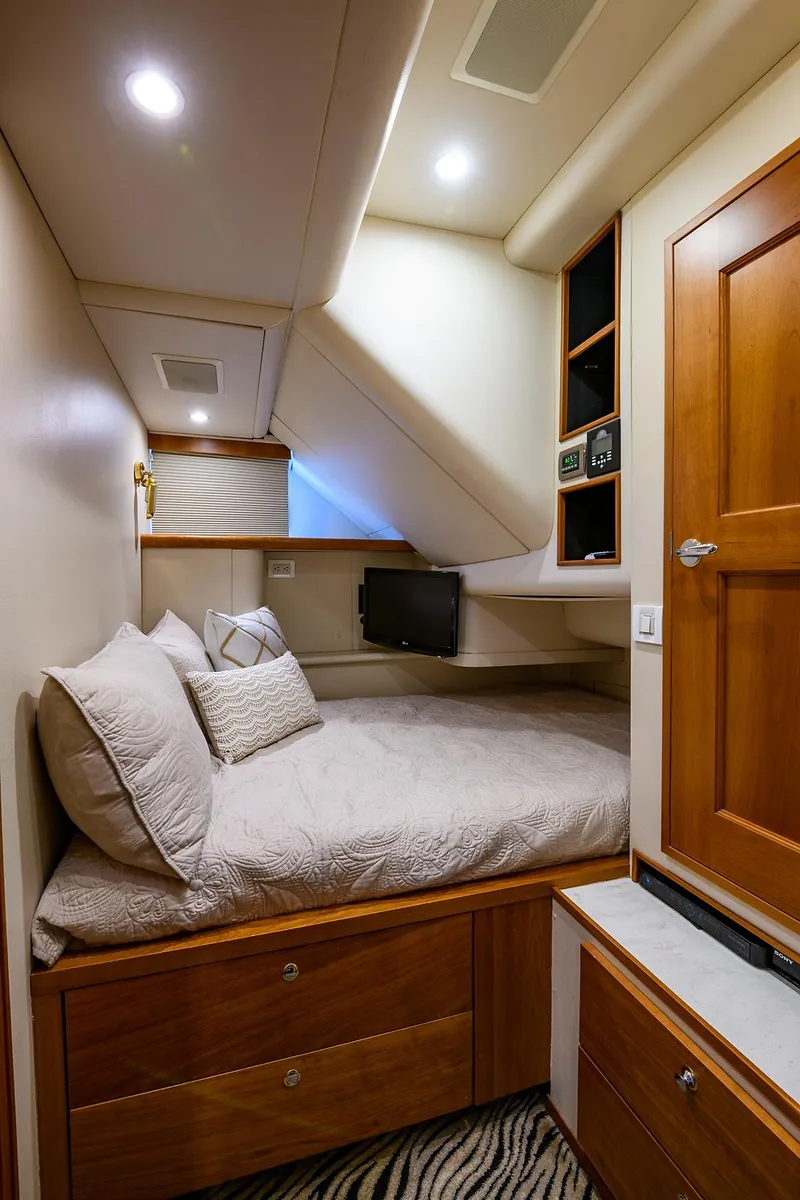 Slide: The Image of Pacific Mariner 85 2009 - 51