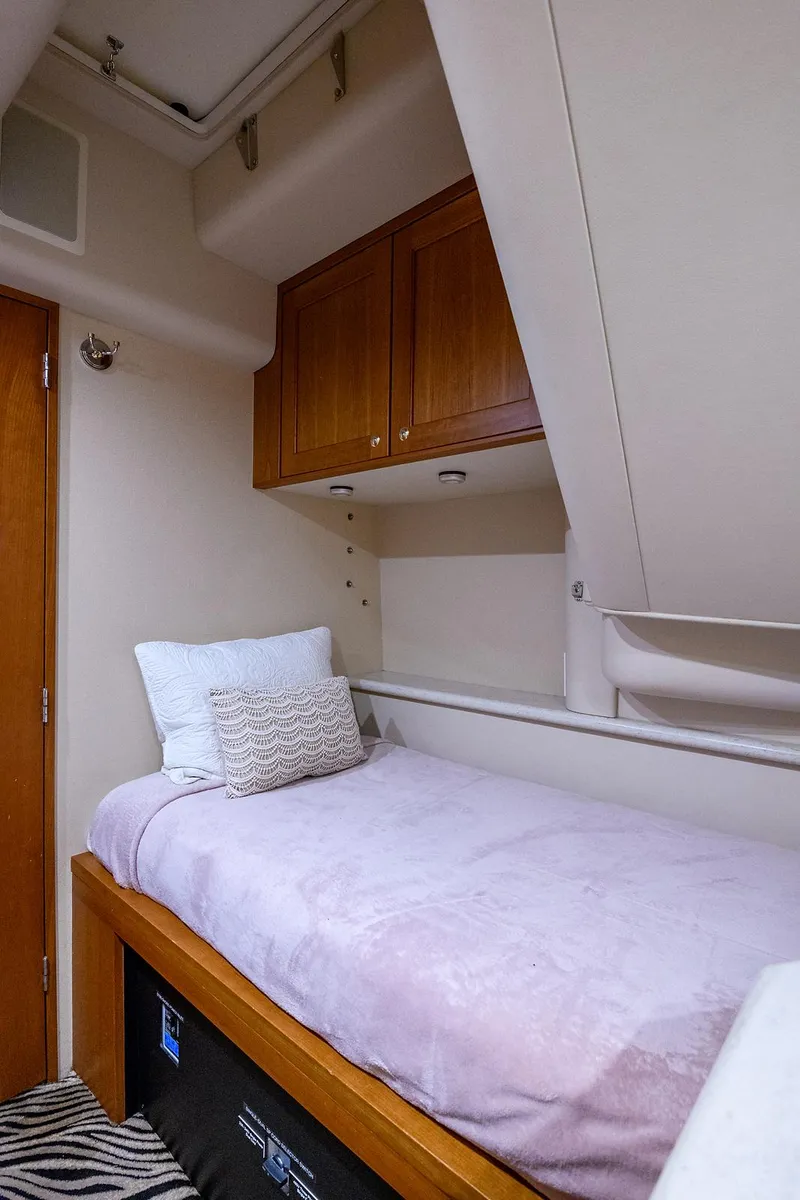 Slide: The Image of Pacific Mariner 85 2009 - 53