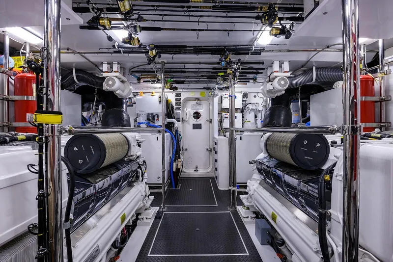 Slide: The Image of Pacific Mariner 85 2009 - 62