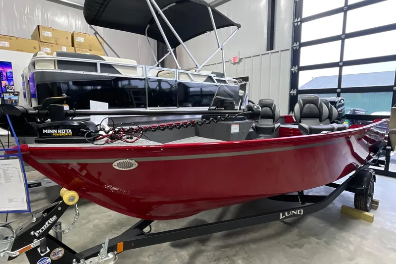 Slide: The Image of Lund 1650 Angler SS 2025 - 7