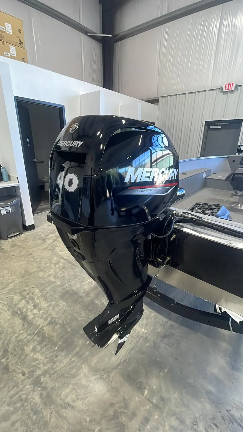 Slide: The Image of Lund 1600 Fury SS 2025 - 7