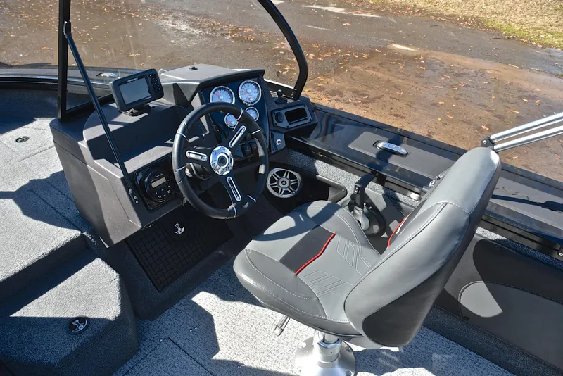 Slide: The Image of Tracker Targa V-19 WT 2023 - 27