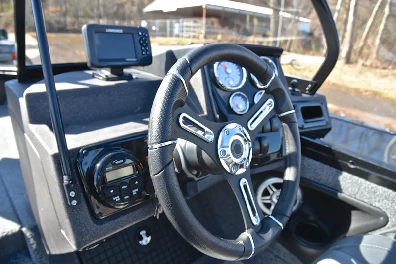 Slide: The Image of Tracker Targa V-19 WT 2023 - 29