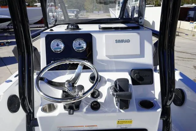Slide: The Image of Sea Pro 230 Bay 2025 - 18