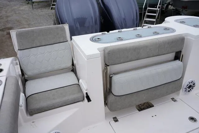 Slide: The Image of Sea Fox 288 Commander 2023 - 12