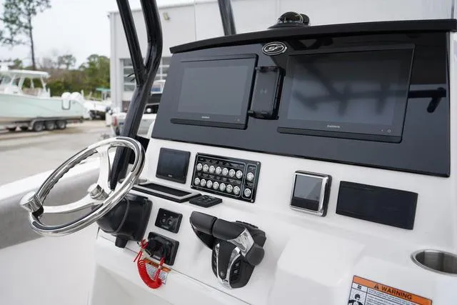 Slide: The Image of Sea Fox 288 Commander 2023 - 21