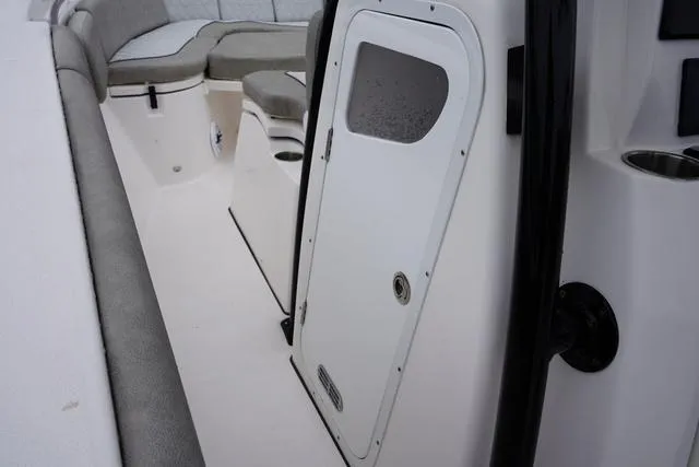 Slide: The Image of Sea Fox 288 Commander 2023 - 25