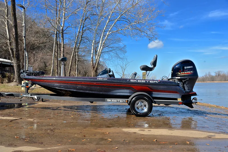 Slide: The Image of Skeeter ZX 190 2017 - 10