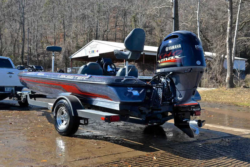 Slide: The Image of Skeeter ZX 190 2017 - 11