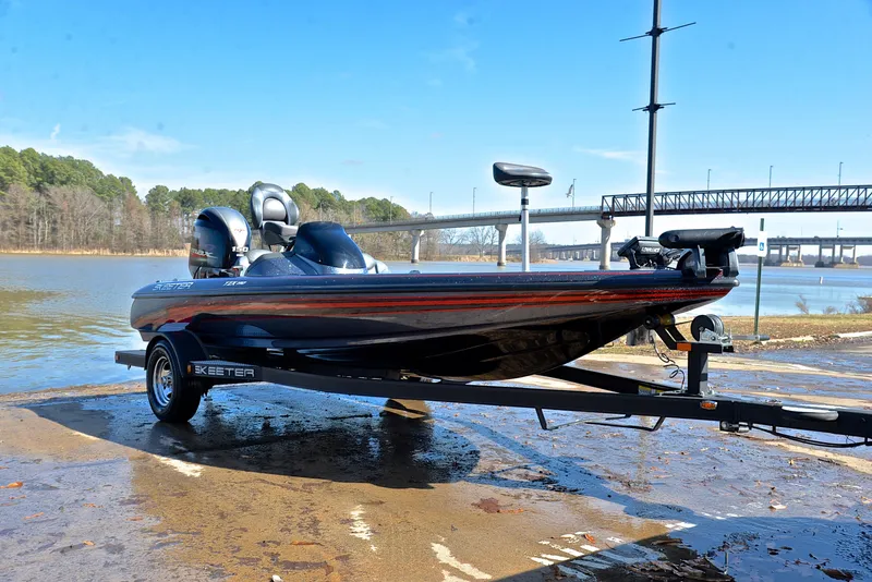 Slide: The Image of Skeeter ZX 190 2017 - 15