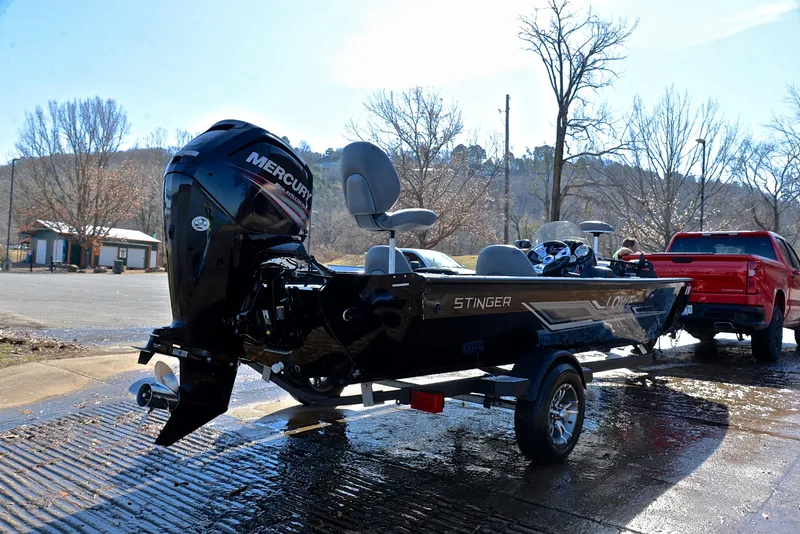 Slide: The Image of Lowe 195 Stinger 2015 - 14