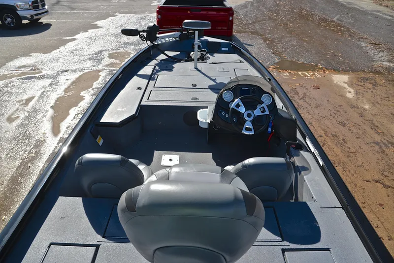 Slide: The Image of Lowe 195 Stinger 2015 - 20