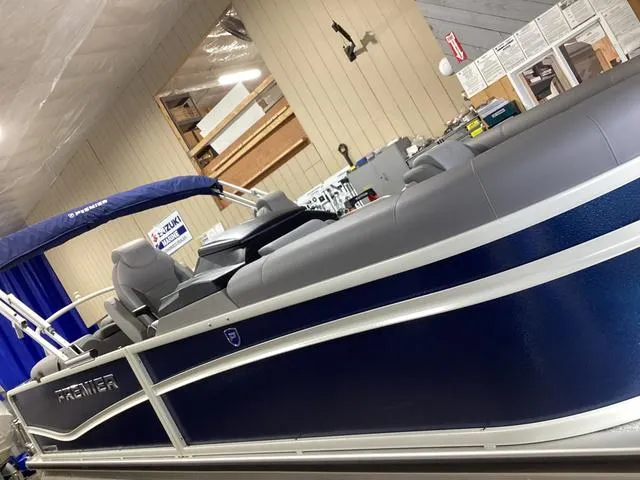 Slide: The Image of Premier 210 Sunsation RF 2025 - 5