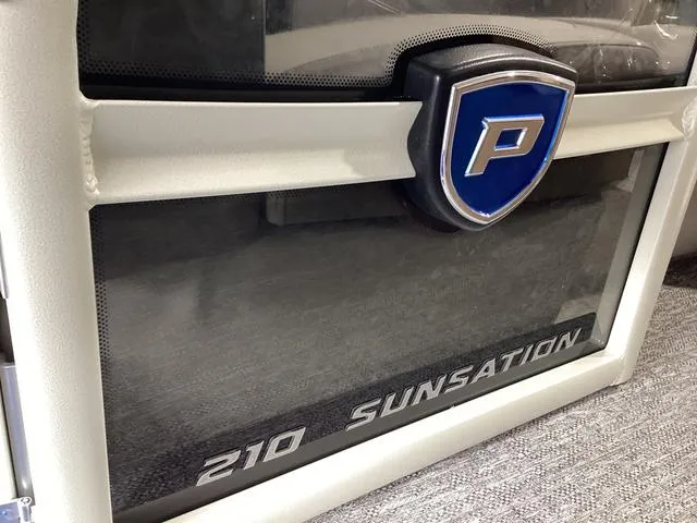 Slide: The Image of Premier 210 Sunsation RF 2025 - 6