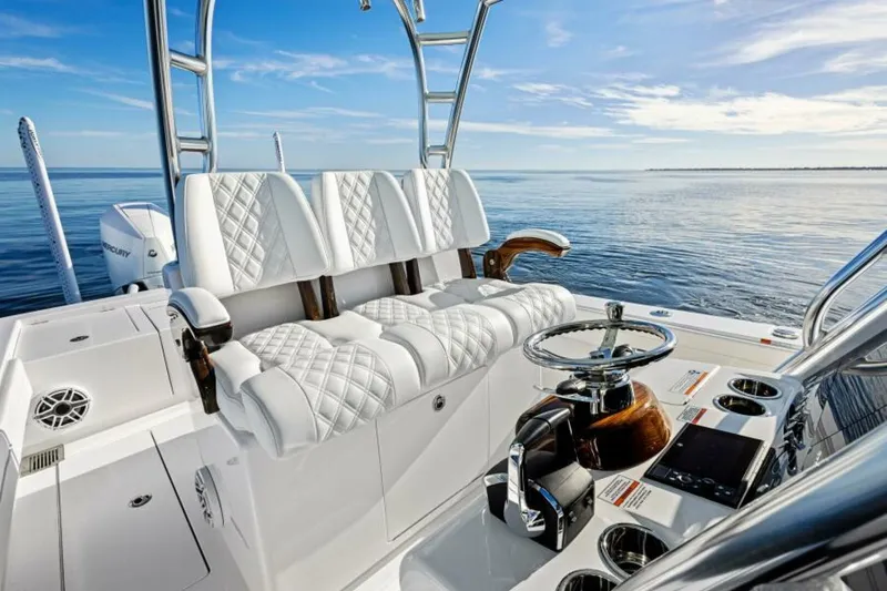 Slide: The Image of Valhalla Boatworks V-29 Hybrid 2025 - 14