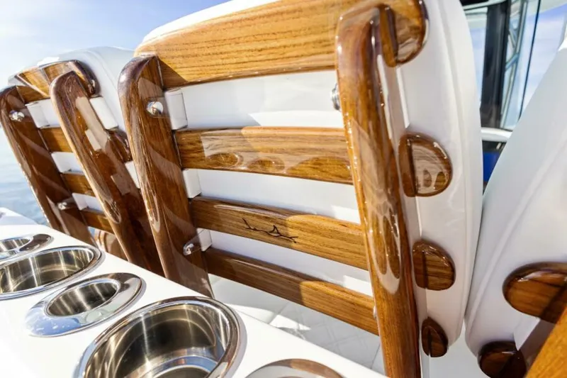 Slide: The Image of Valhalla Boatworks V-29 Hybrid 2025 - 21