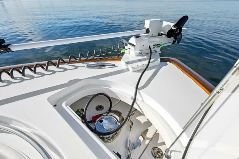 Slide: The Image of Valhalla Boatworks V-29 Hybrid 2025 - 25