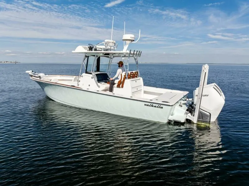Slide: The Image of Valhalla Boatworks V-29 Hybrid 2025 - 43