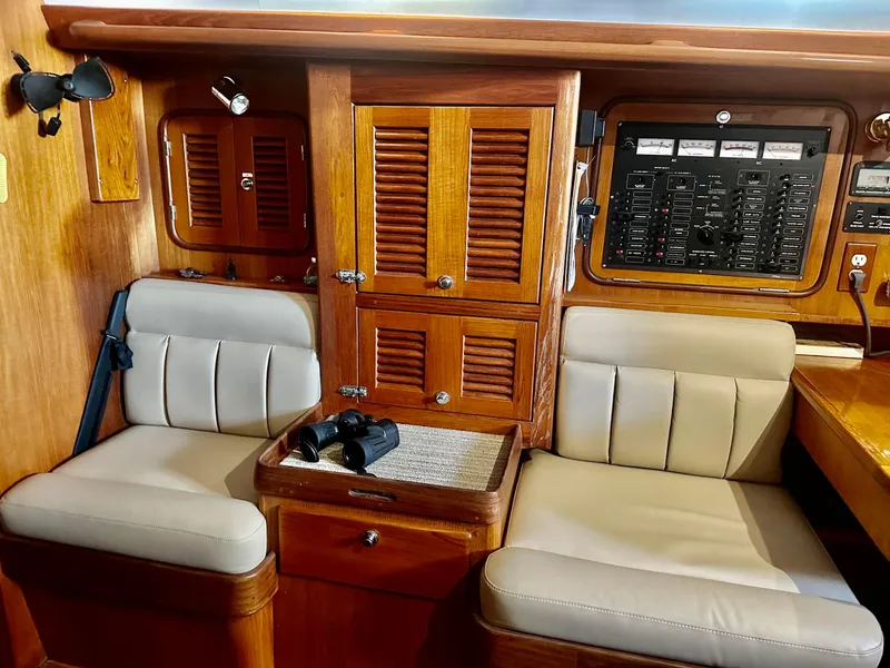 Slide: The Image of Settee - 13