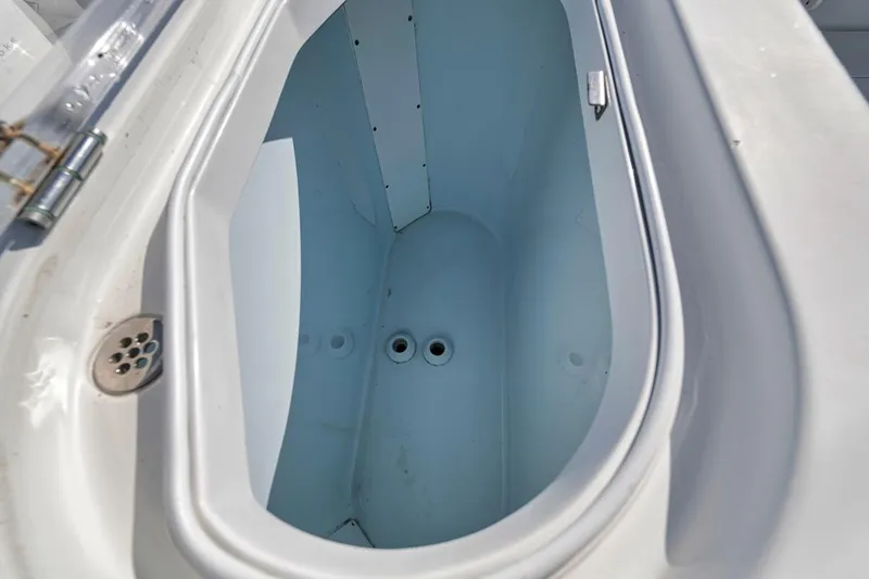 Slide: The Image of Livewell compartment on a 2020 Yellowfin 42 Offshore boat. - 16