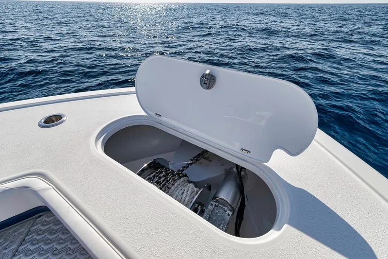 Slide: The Image of Yellowfin 42 Offshore 2020 - 58