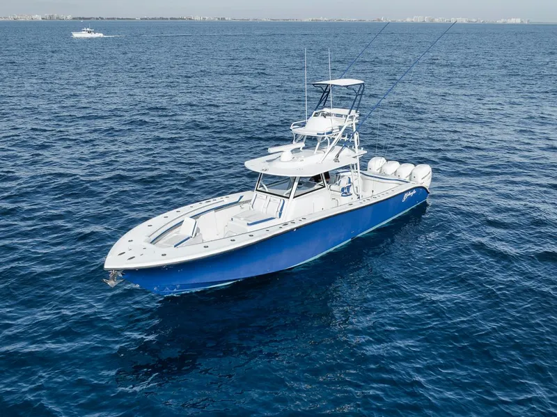 Slide: The Image of Yellowfin 42 Offshore 2020 - 73