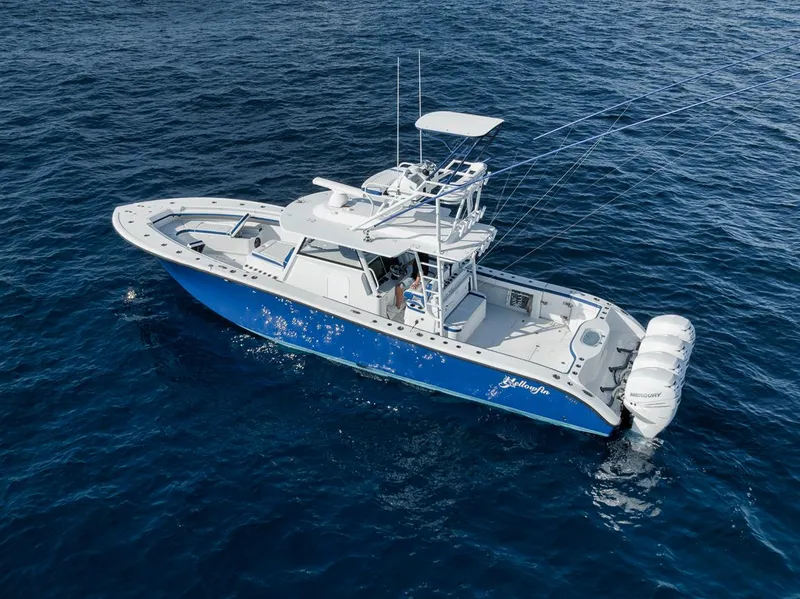 Slide: The Image of Yellowfin 42 Offshore 2020 - 74